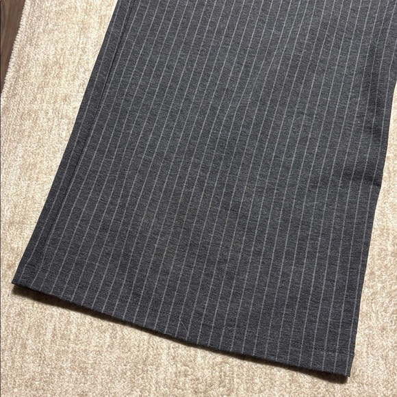 1X Stretch Wide Leg Grey pinstripe pants pull on Roz & Ali - Picture 3 of 5